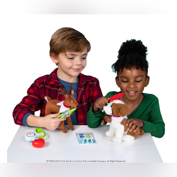 NWT  elf on the shelf care kit for elf pets toy - Picture 2 of 5